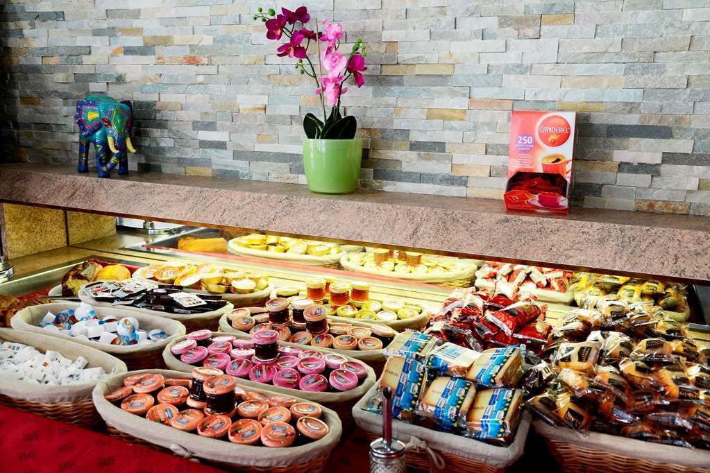 B&B Hotel Marne-La-Vallee Chelles Chelles  Restaurang bild